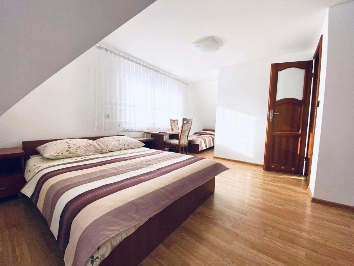 Pokoje Goscinne Letycja Bialy Dunajec Bagian luar foto
